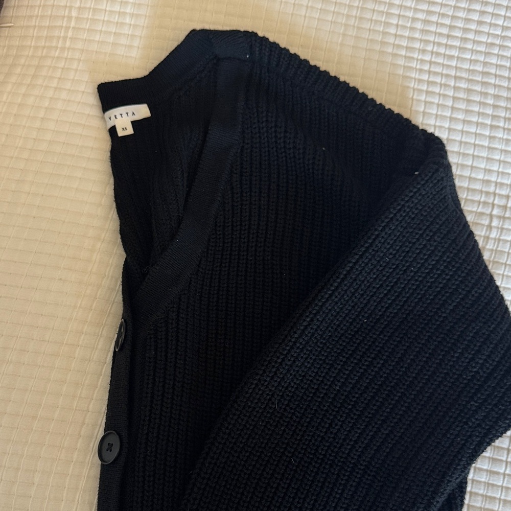 Vetta black cardigan
